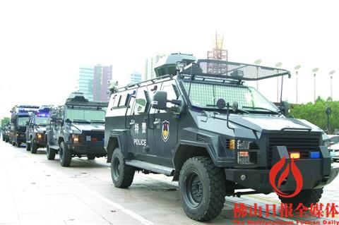 帥爆了 “變形金剛！南海投用一批特種警用裝備車輛