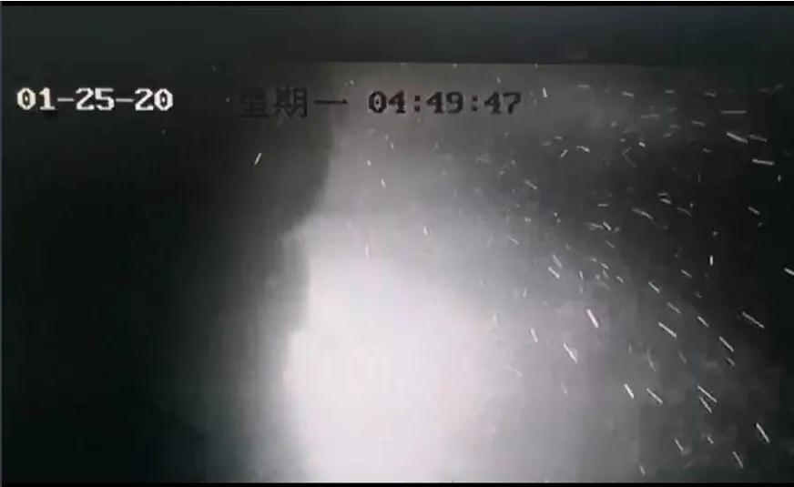 1米，5秒，兩人致死！電動(dòng)自行車(chē)蓄電池火災(zāi)警示！(圖4)